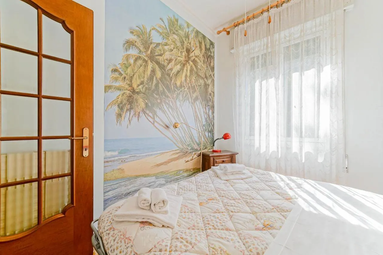 Rapallo Vespucci Holiday Apartment 0*,  Italy